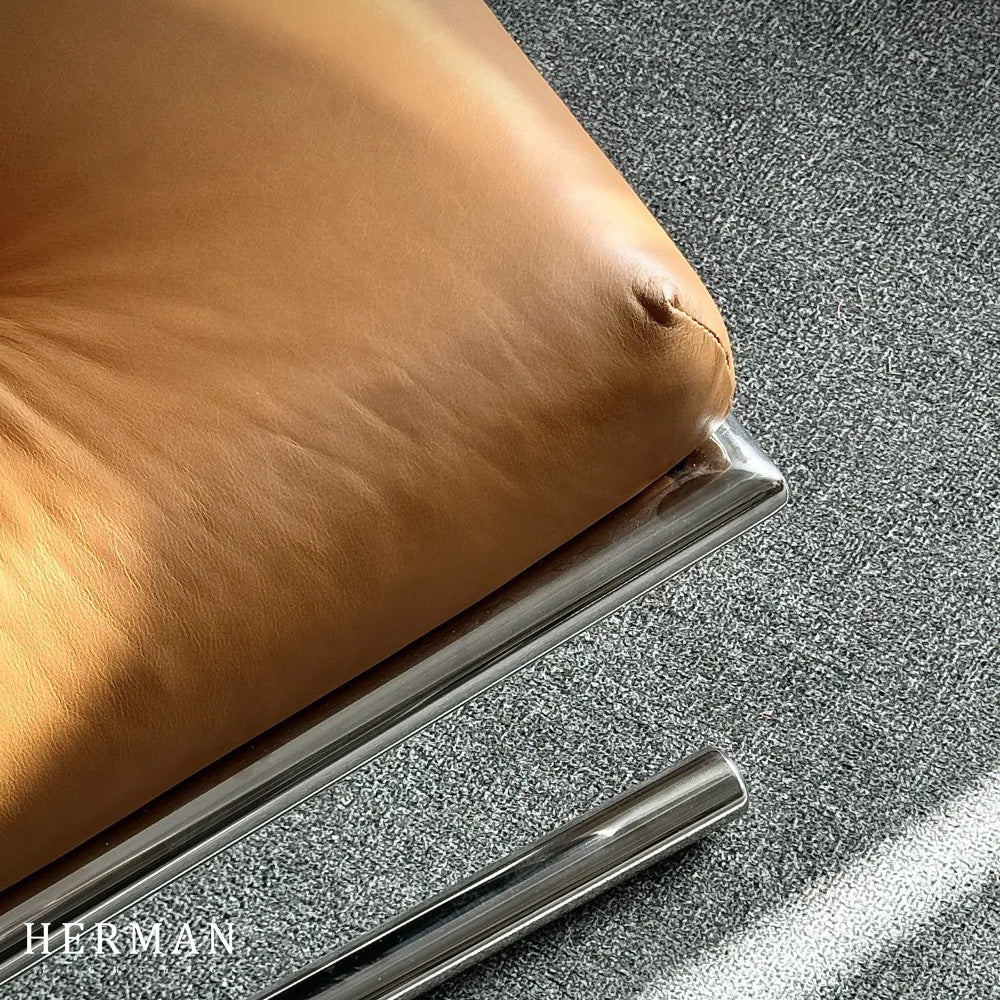 Modern Simple Oil Waxed Leather Leisure Chair - Image 4