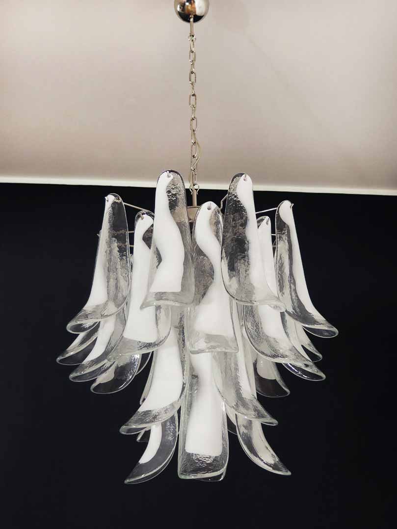 Murano Chandelier – 26 petals – White - Image 7