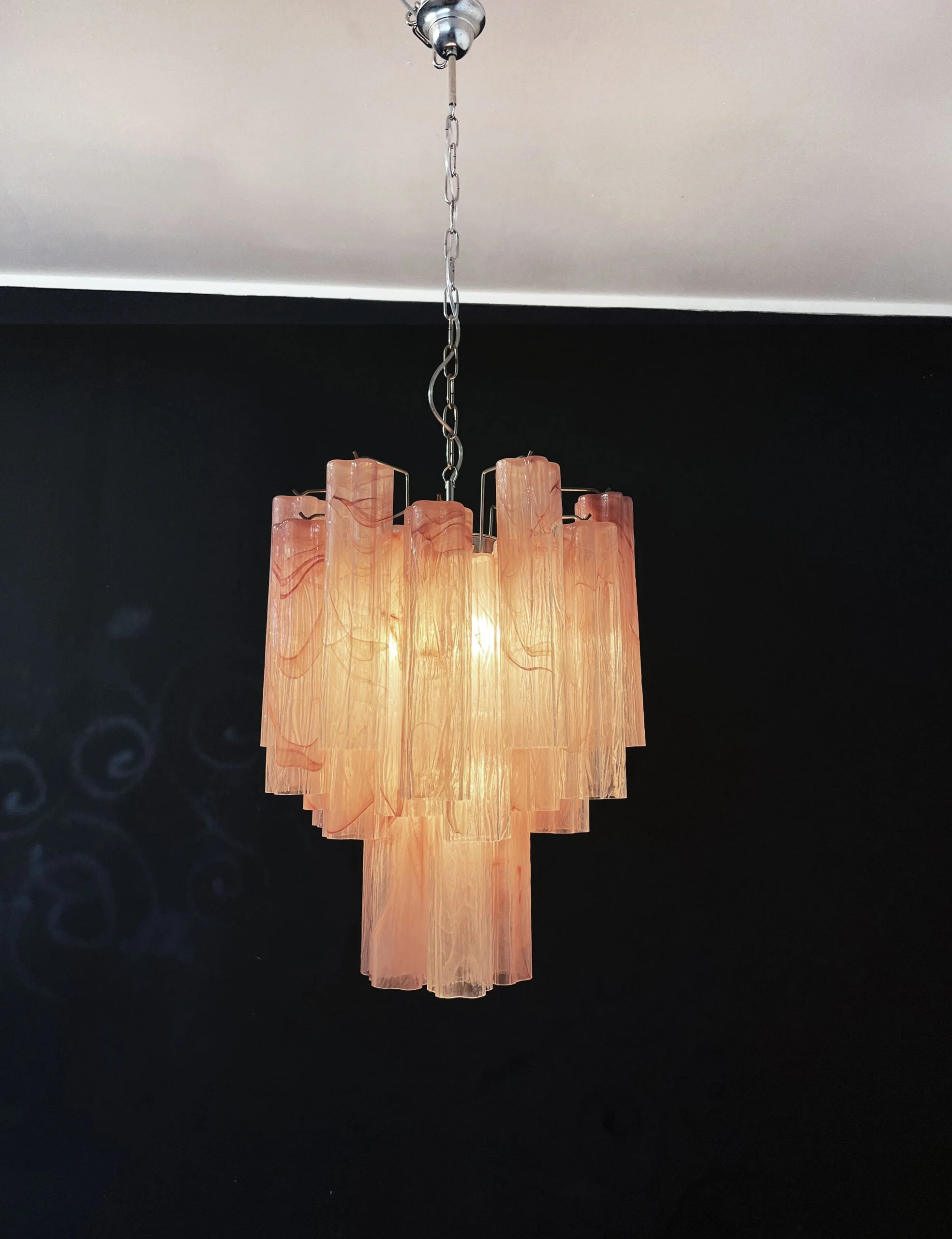 Murano Chandelier – 30 tubes – Alabaster Pink - Image 3