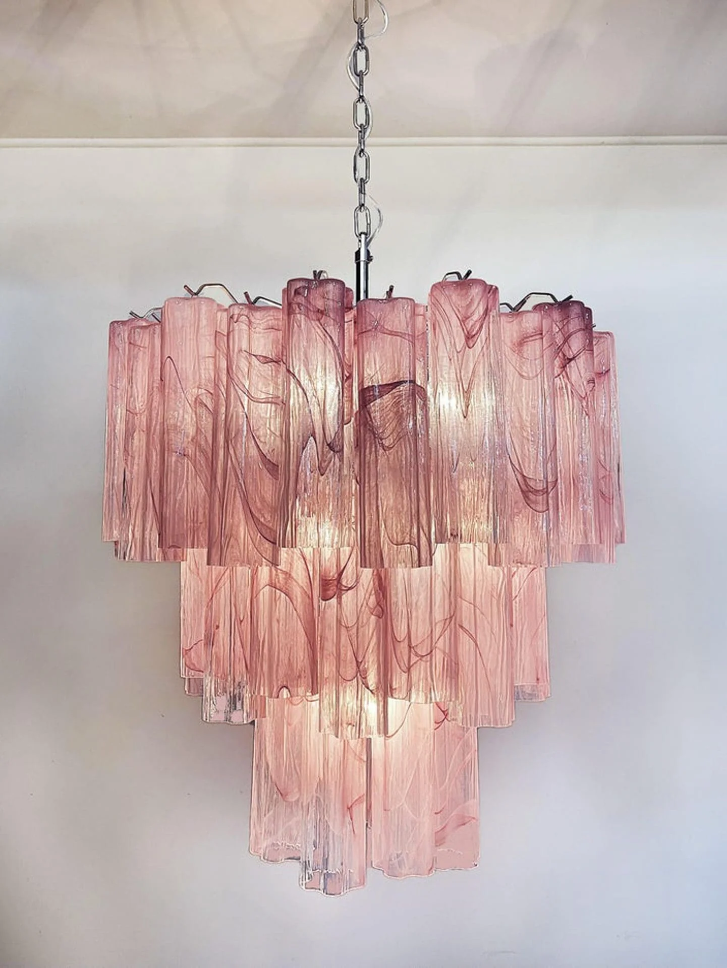 Murano Chandelier – 48 tubes – Alabaster Pink - Image 11