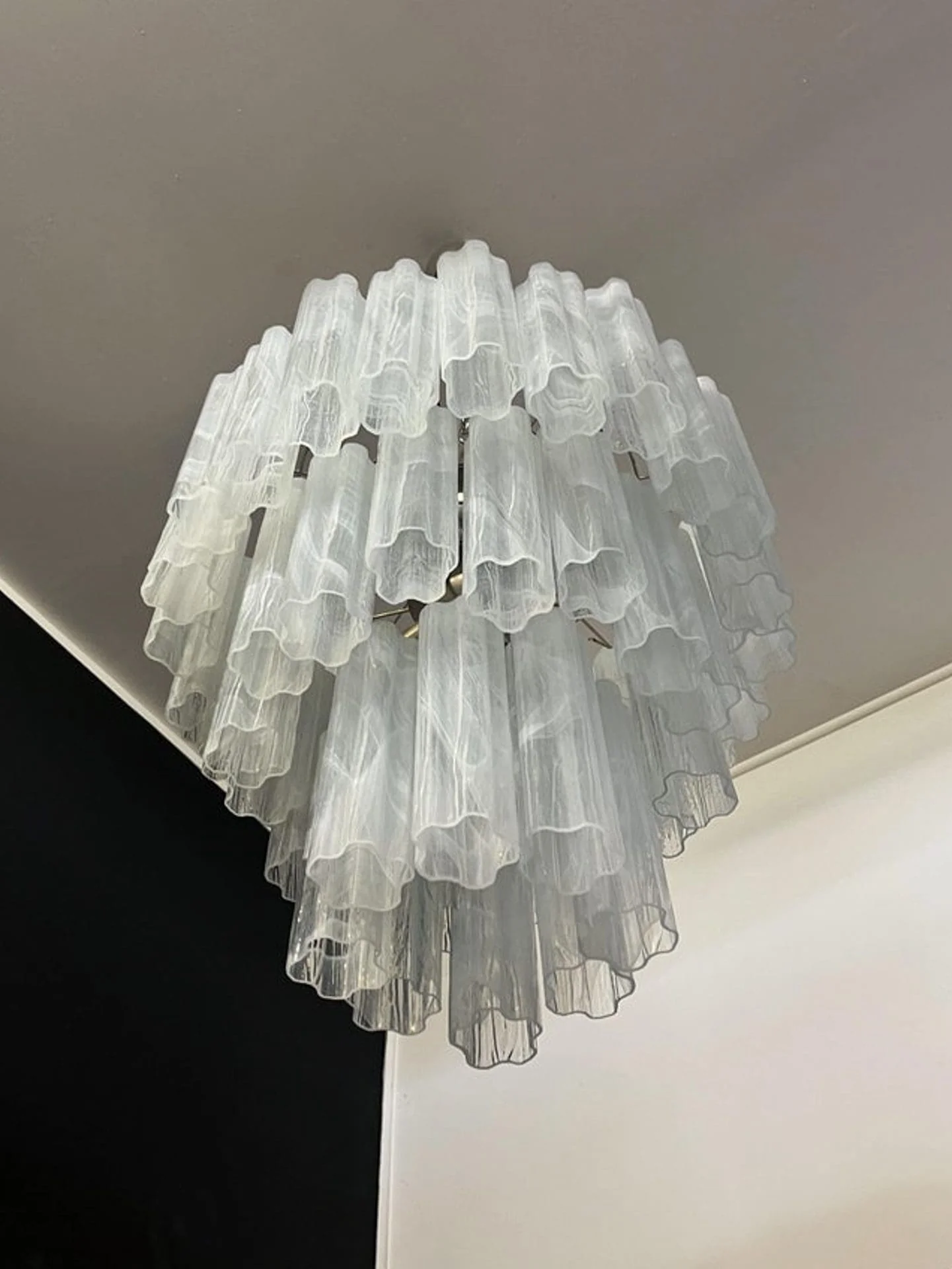 Murano Chandelier – 48 tubes – Alabaster White - Image 12