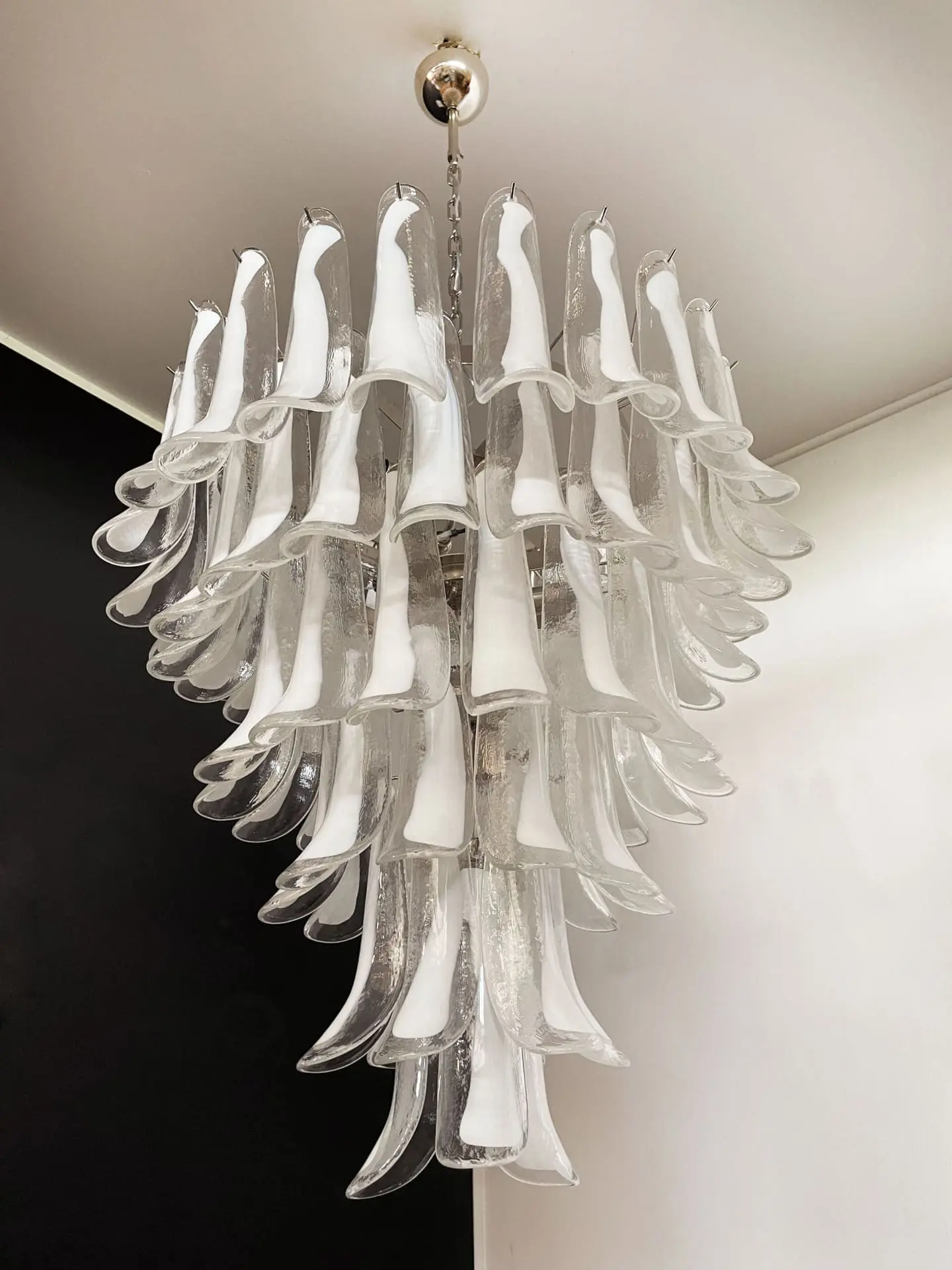 Murano Chandelier – 75 petals – Transparent - Image 2