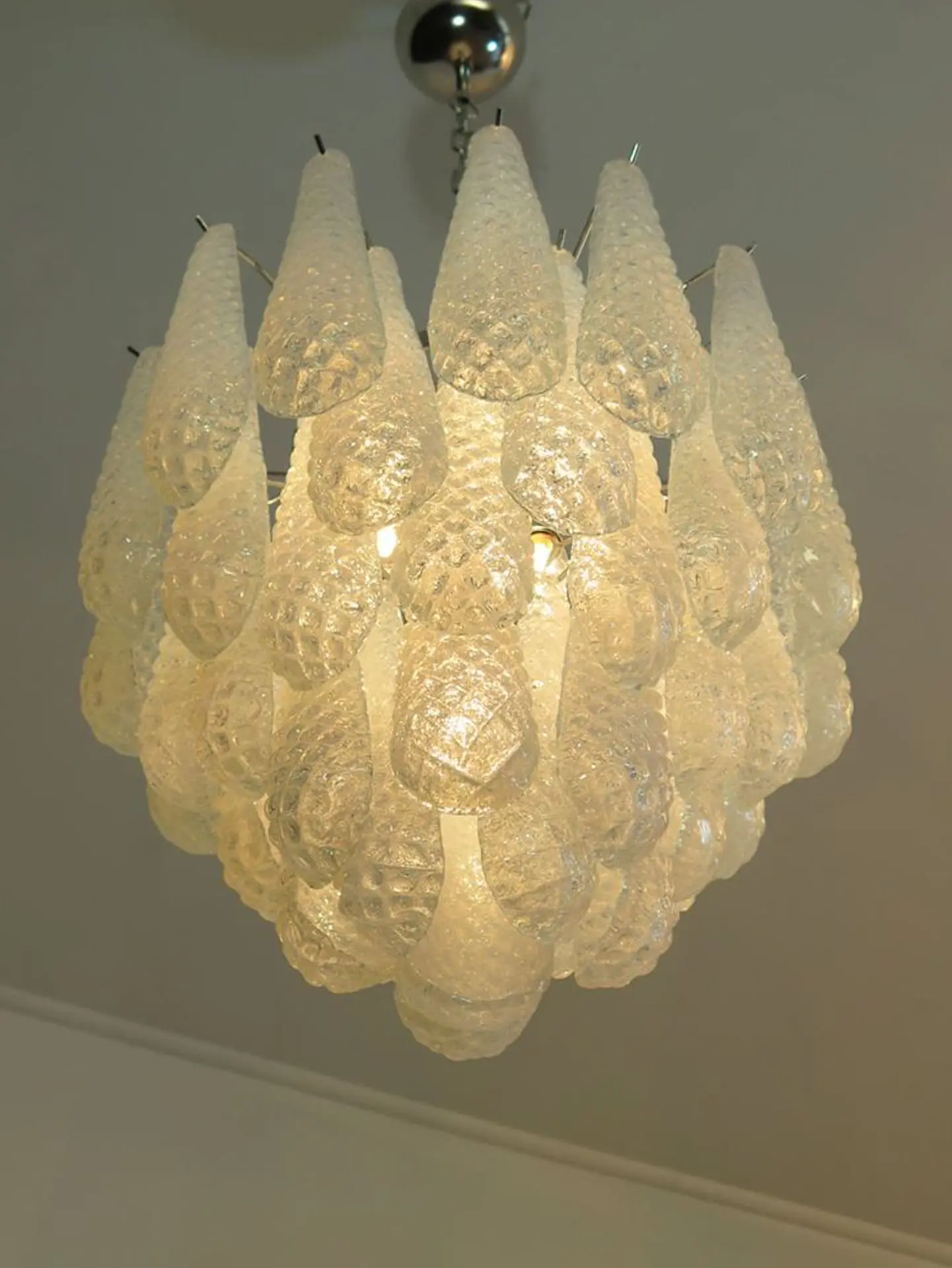 Murano Chandelier – Drop – 41 glasses – Opalino - Image 3