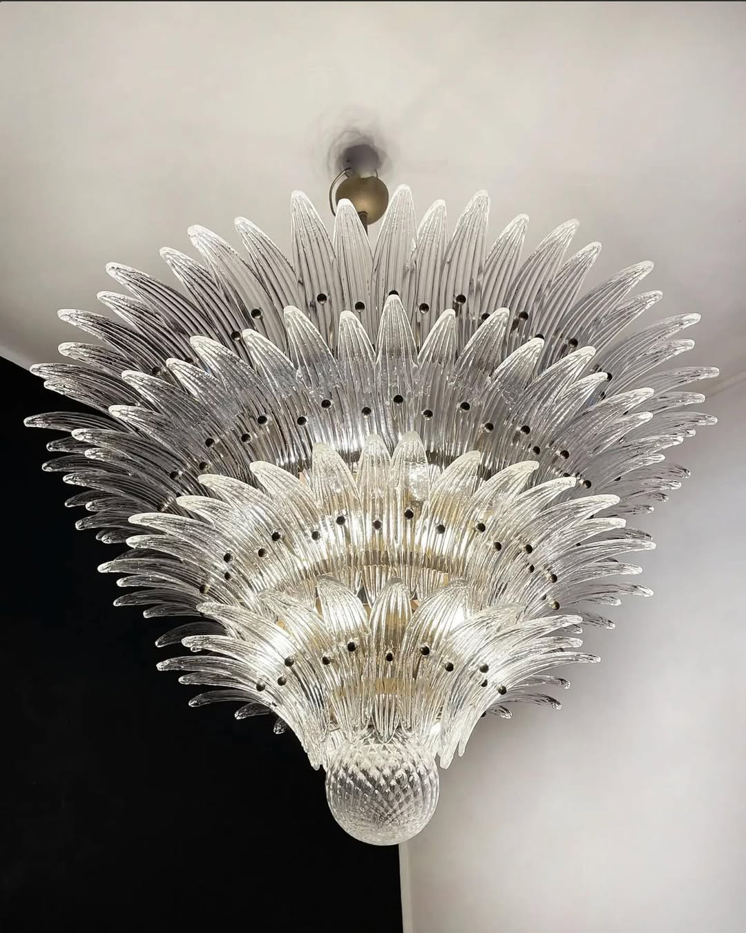 Murano Chandelier – Palmette – 163 glasses – Smoked - Image 11