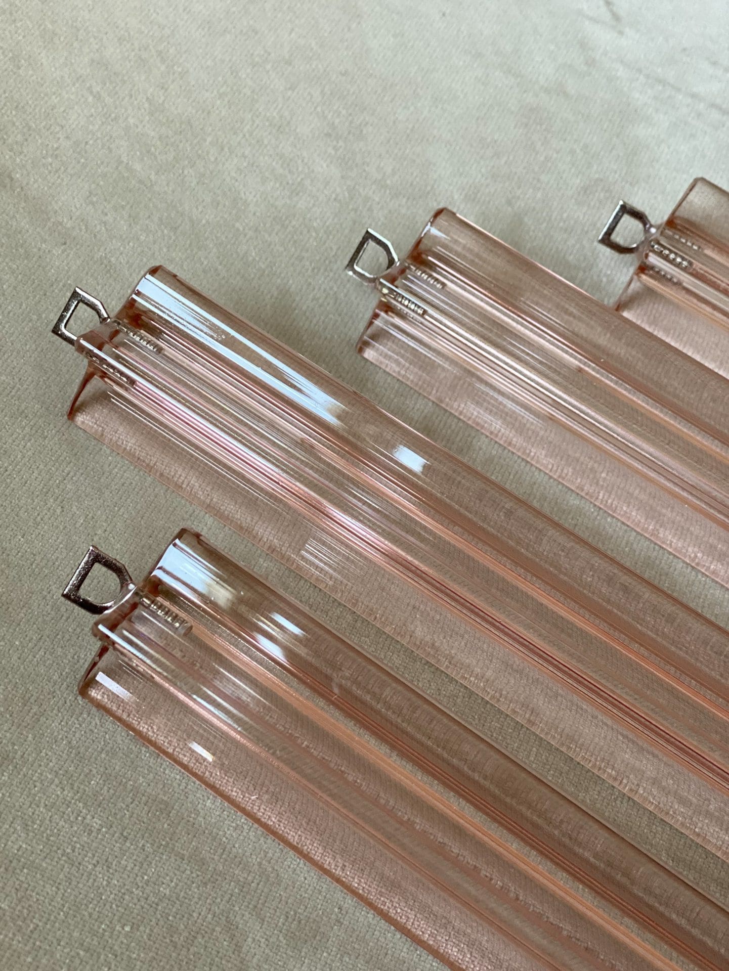 Murano Chandelier – Spiral – 54 prisms – Pink - Image 18