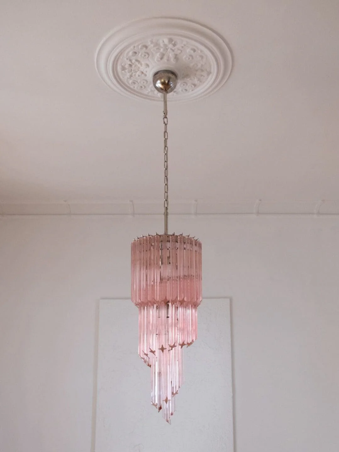 Murano Chandelier – Spiral – 54 prisms – Pink - Image 21