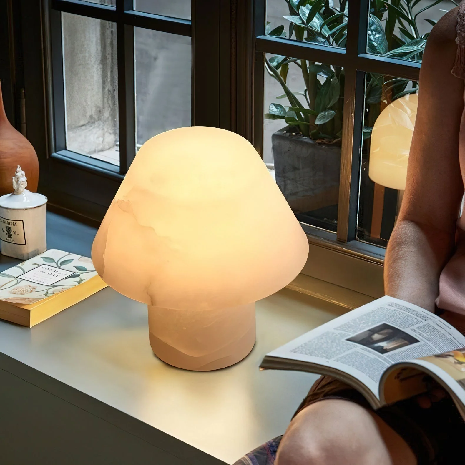 Parachilna Petra Alabaster Table Lamp - Image 10