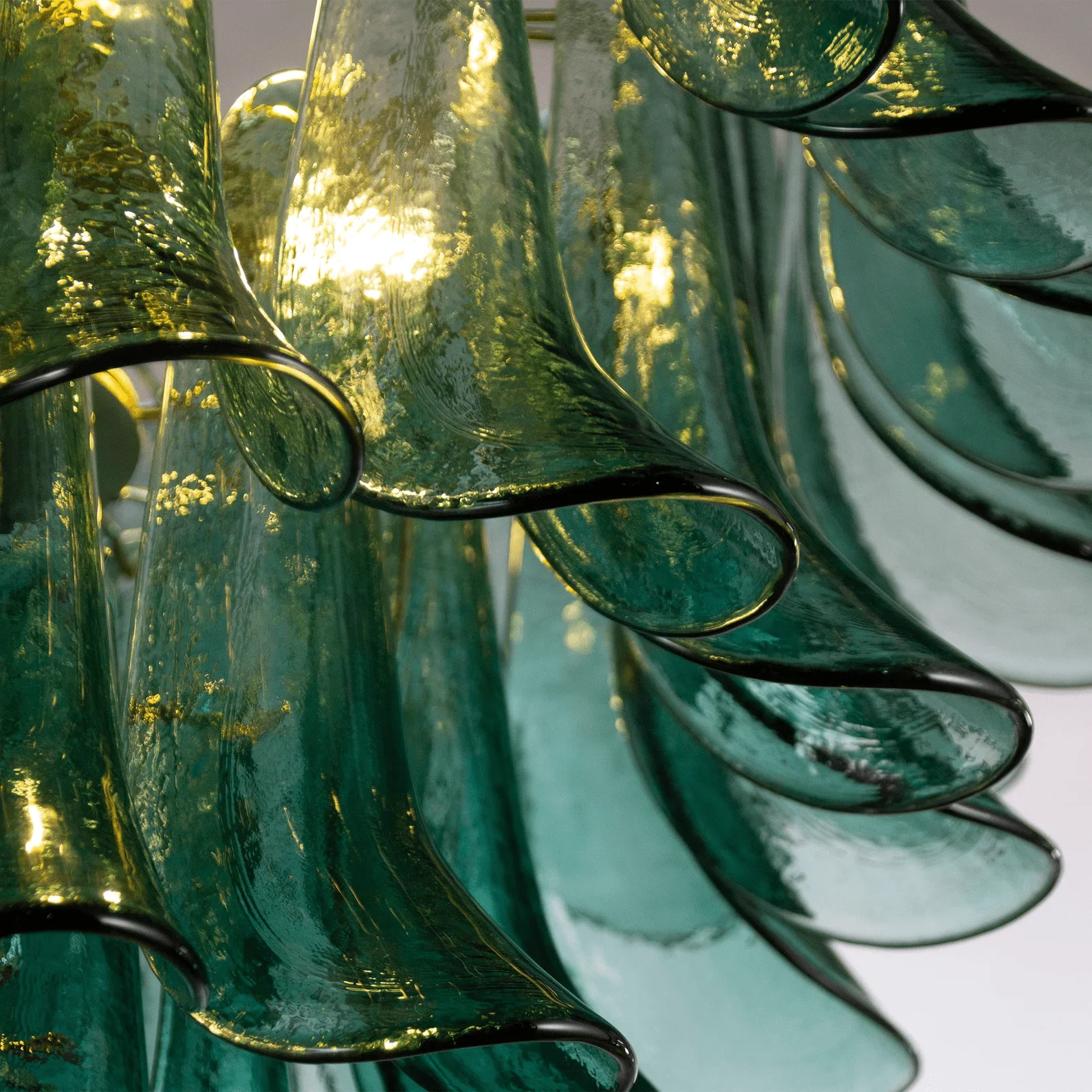 Petali Chandelier - Image 9