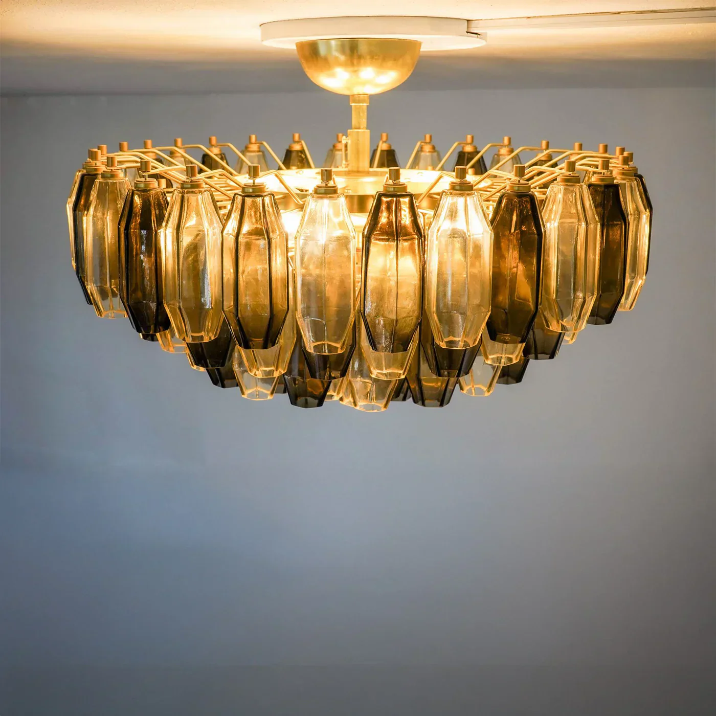 Prismatico 91 Elements Amber And Taupe Compact Ceiling lampGlass Chandelier 25" - Image 3