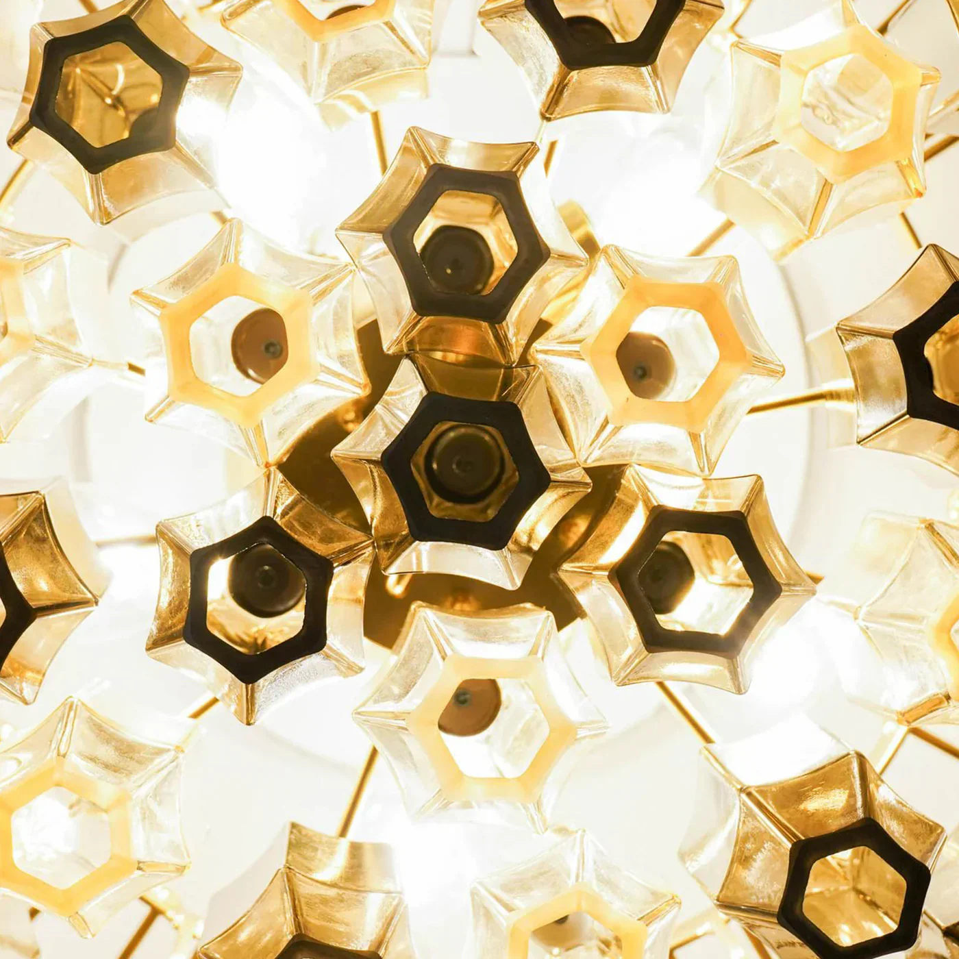 Prismatico 91 Elements Amber And Taupe Compact Ceiling lampGlass Chandelier 25" - Image 5