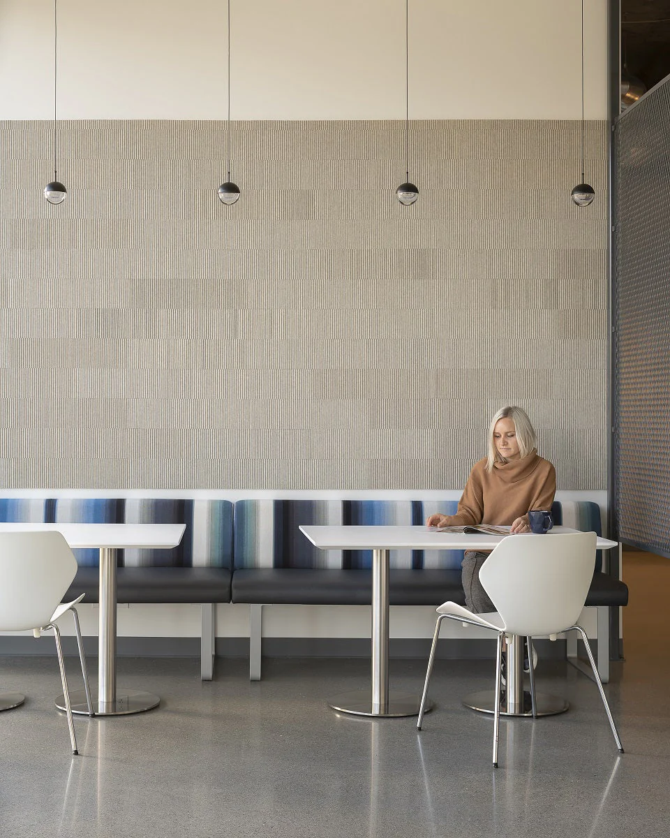 Restaurant Art LED Pendant Light - Image 115