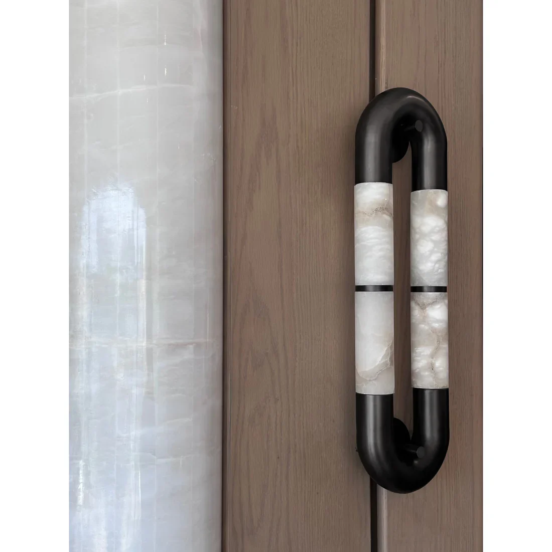 Alabaster Tube Wall Sconce - Image 4