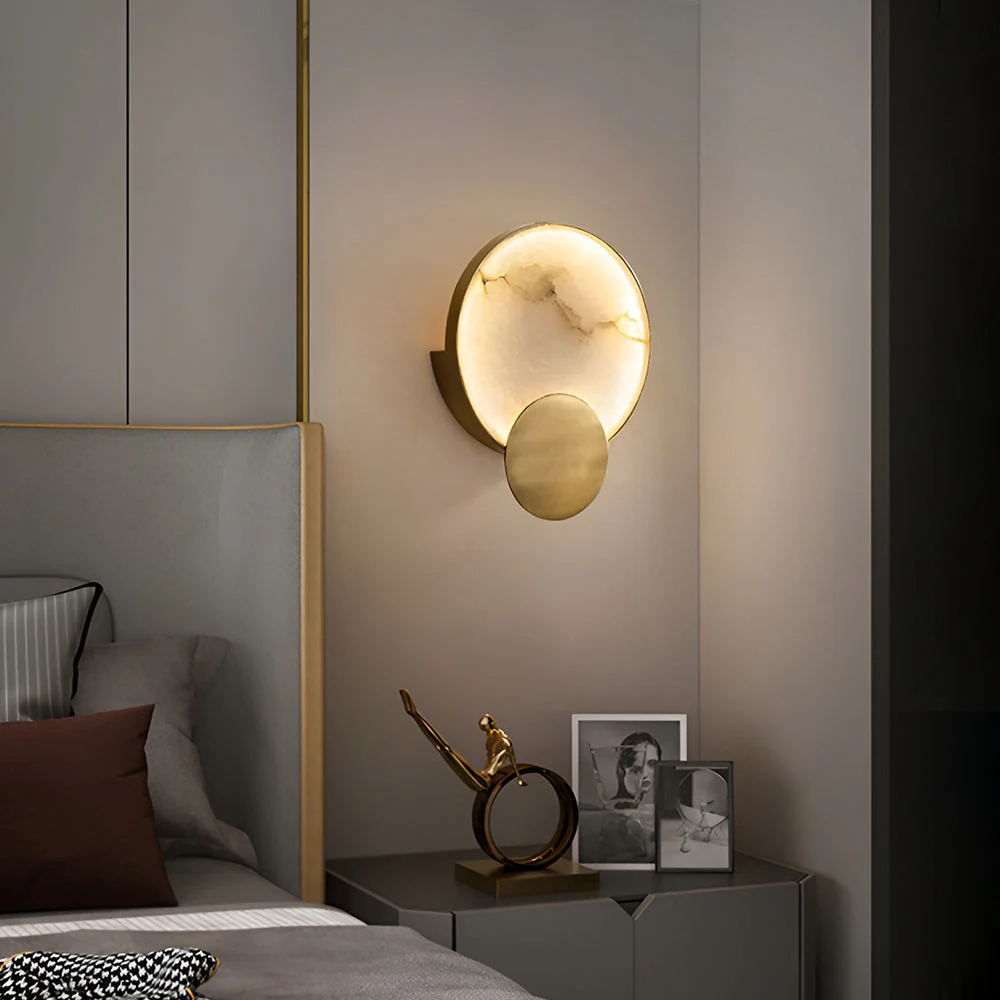 Terra Svet Alabaster Wall Lamp - Image 3