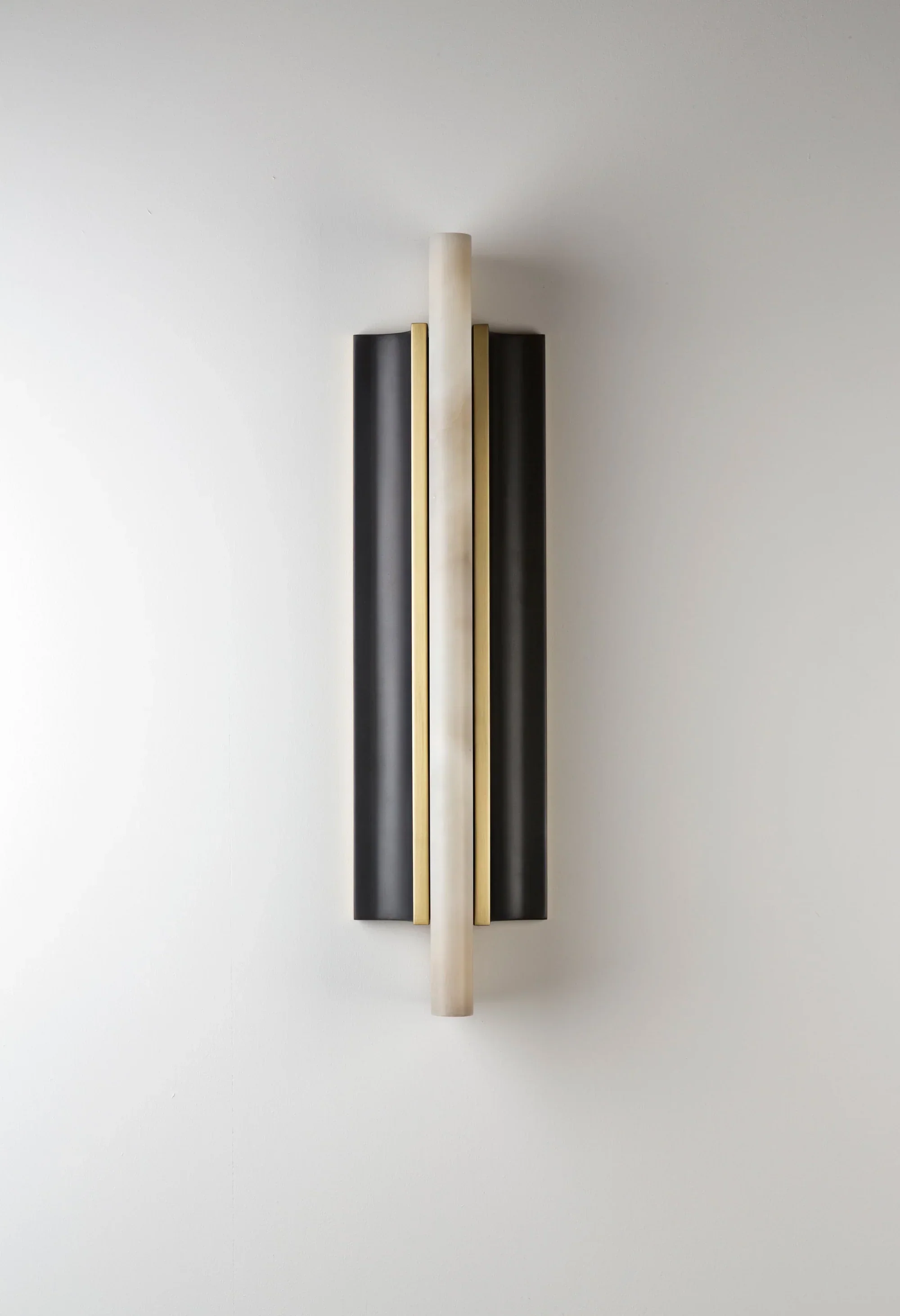 Timide Alabaster Sconce - Image 8