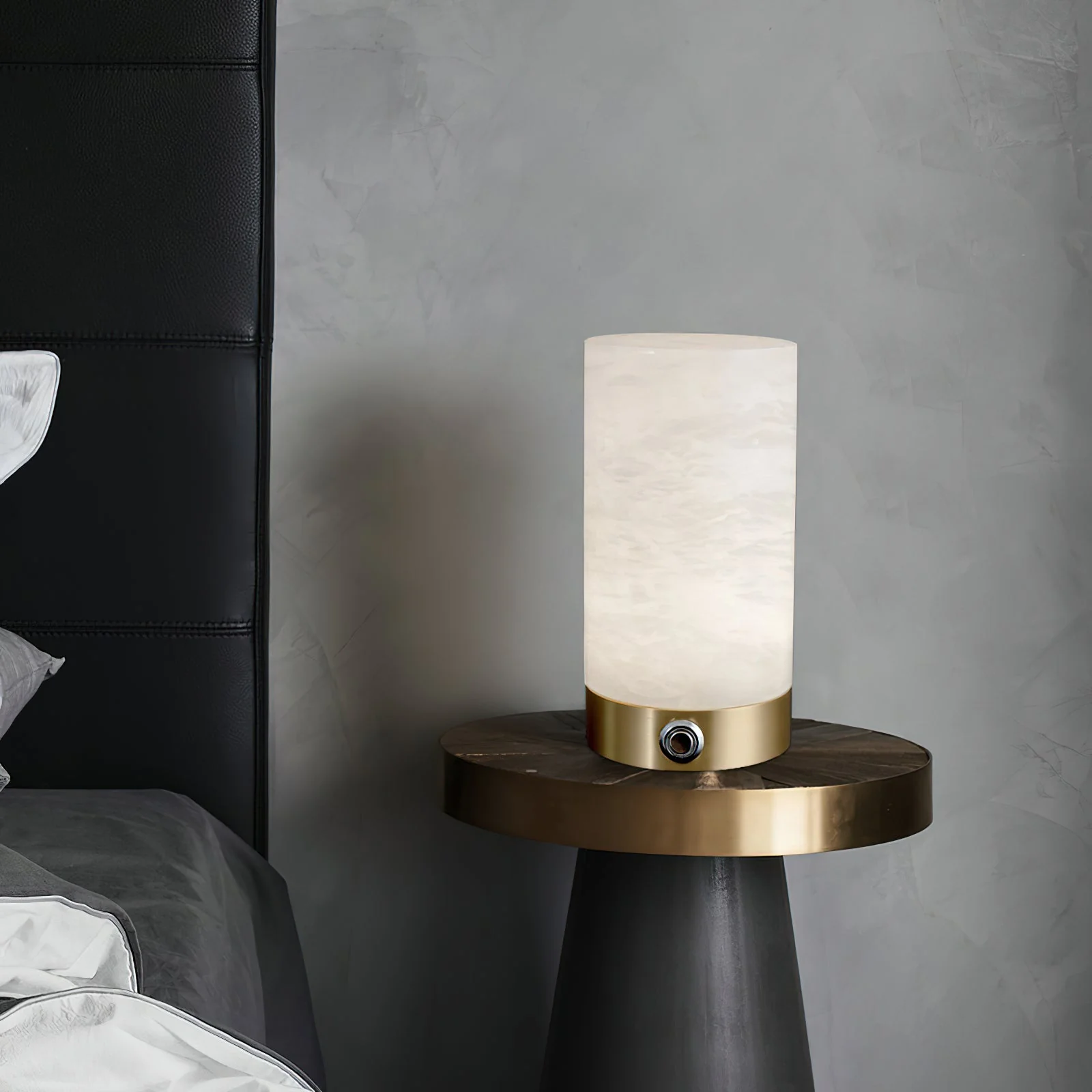 Totem Alabaster Table Lamp - Image 7