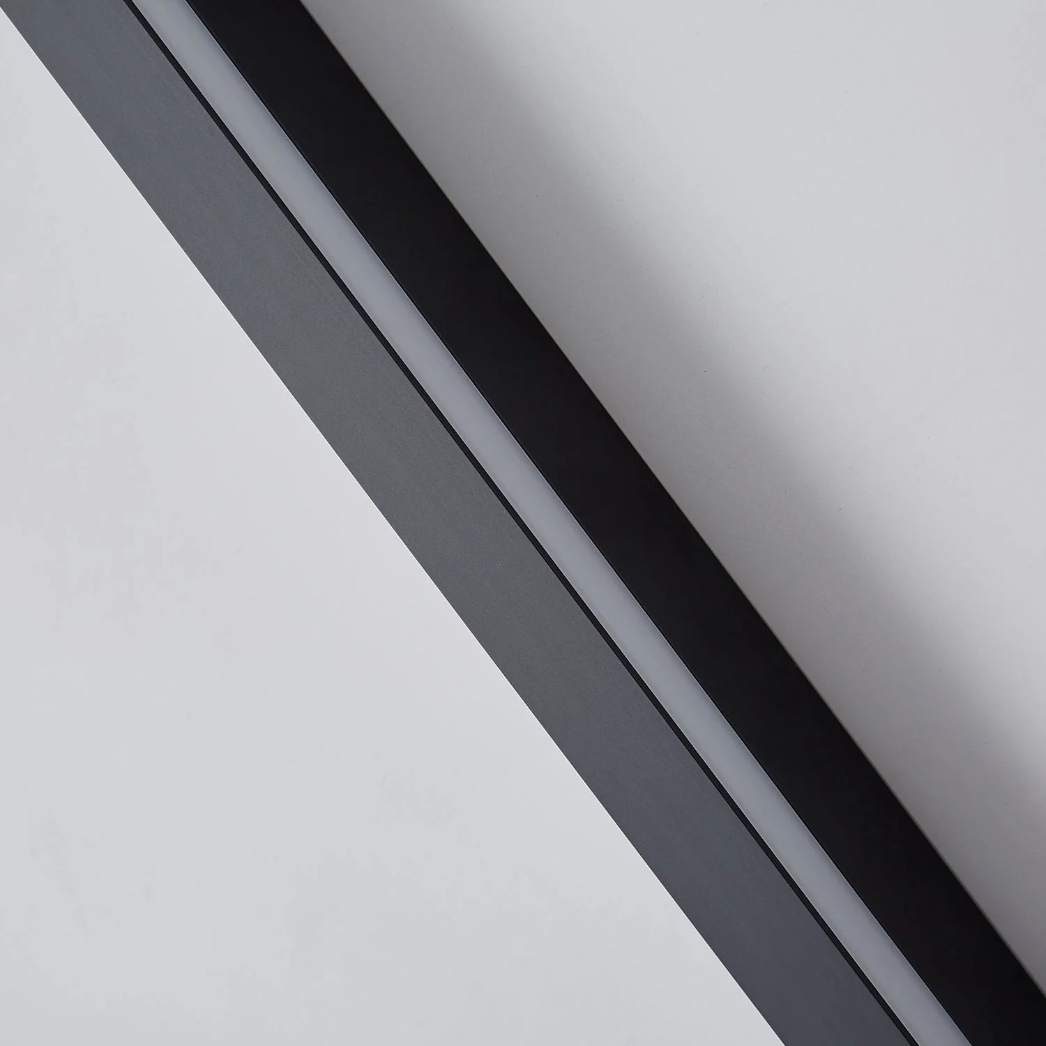 Tratto Wall Light - Image 8