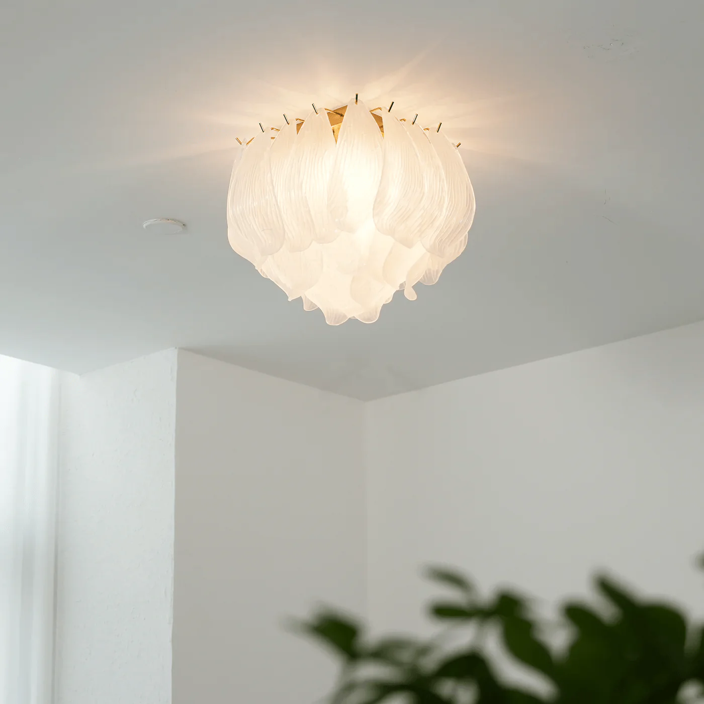 Tuliva Murano Ceiling Lamp - Image 4
