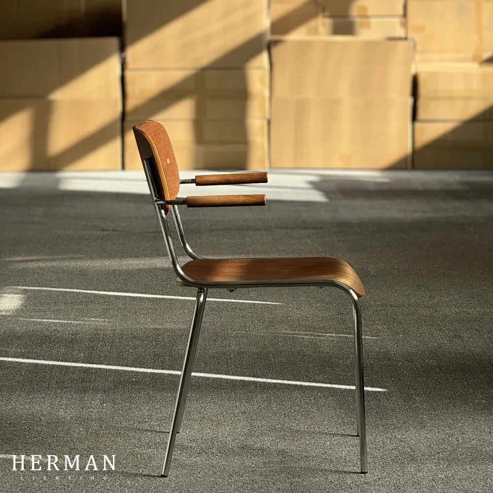 UrbanCraft Chair - Image 3