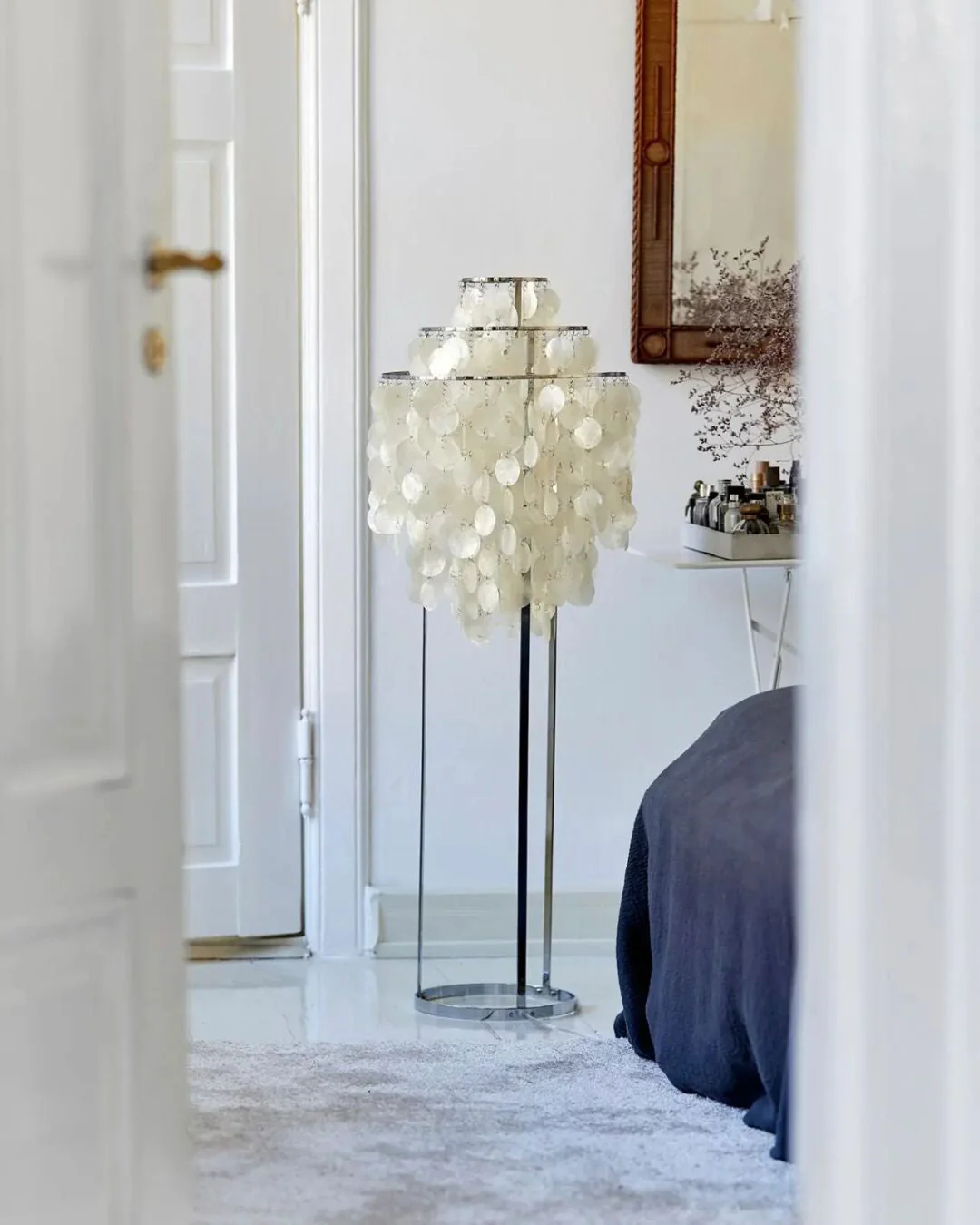 Shell Floor Lamp - Image 30