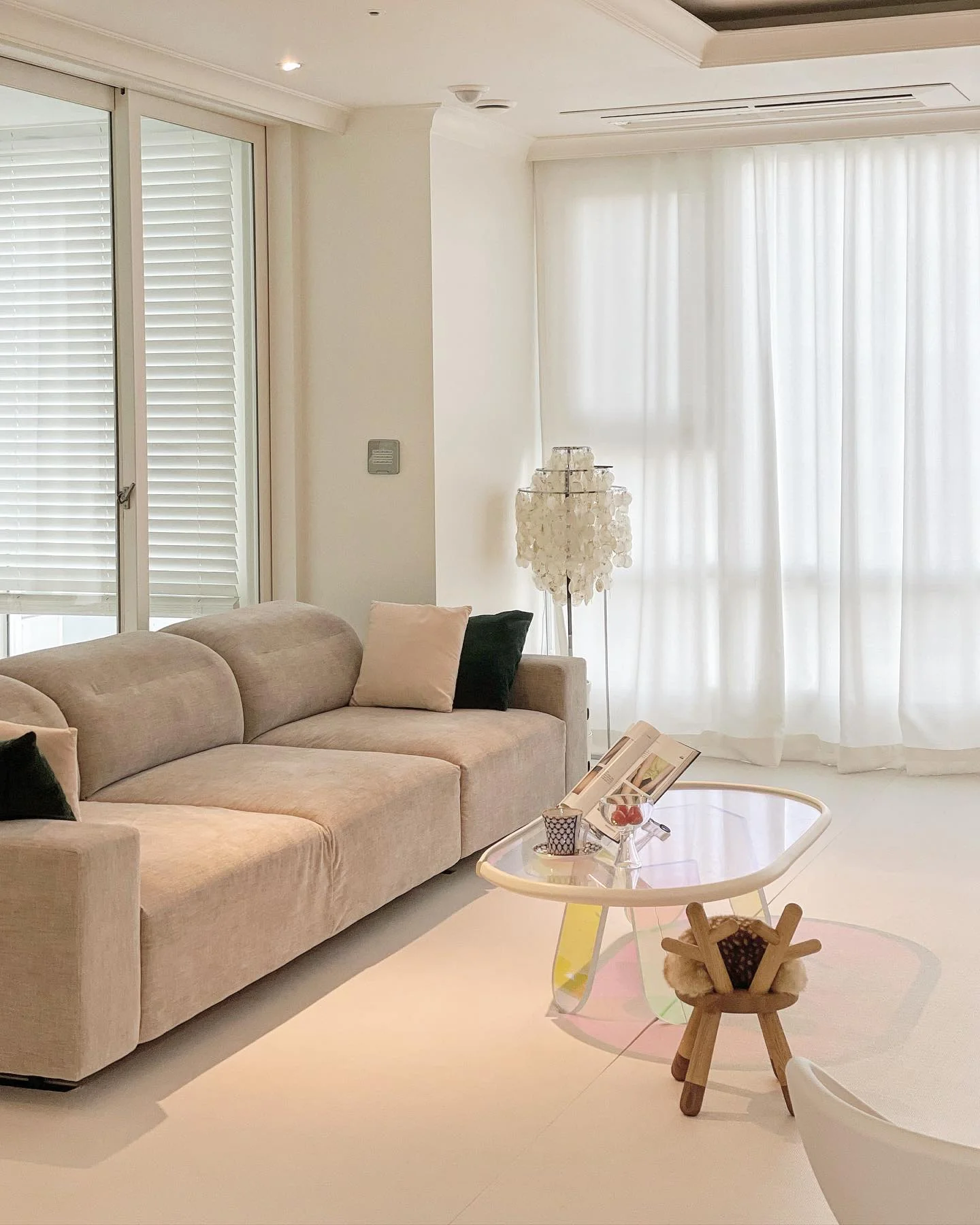 Shell Floor Lamp - Image 33