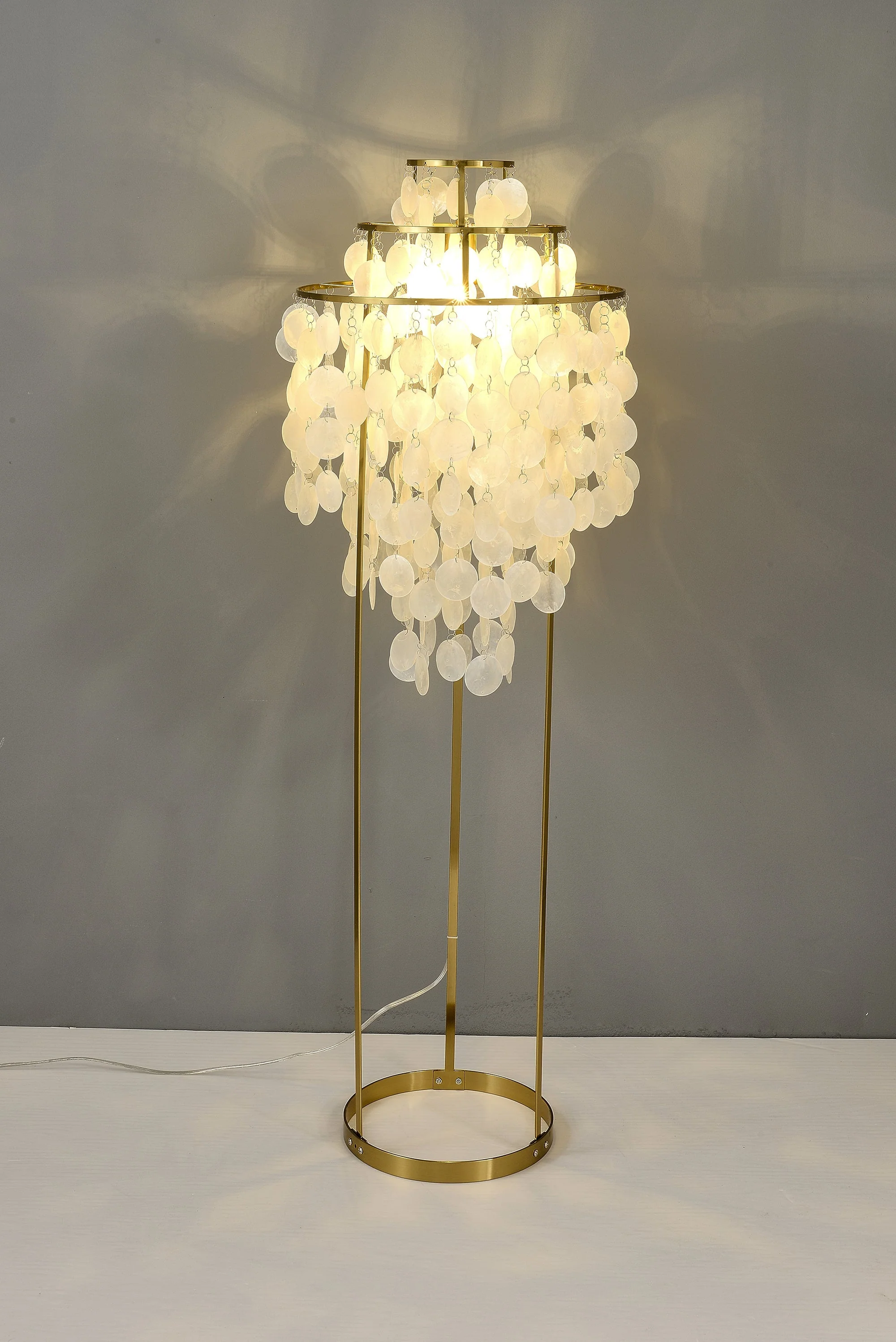 Shell Floor Lamp - Image 53