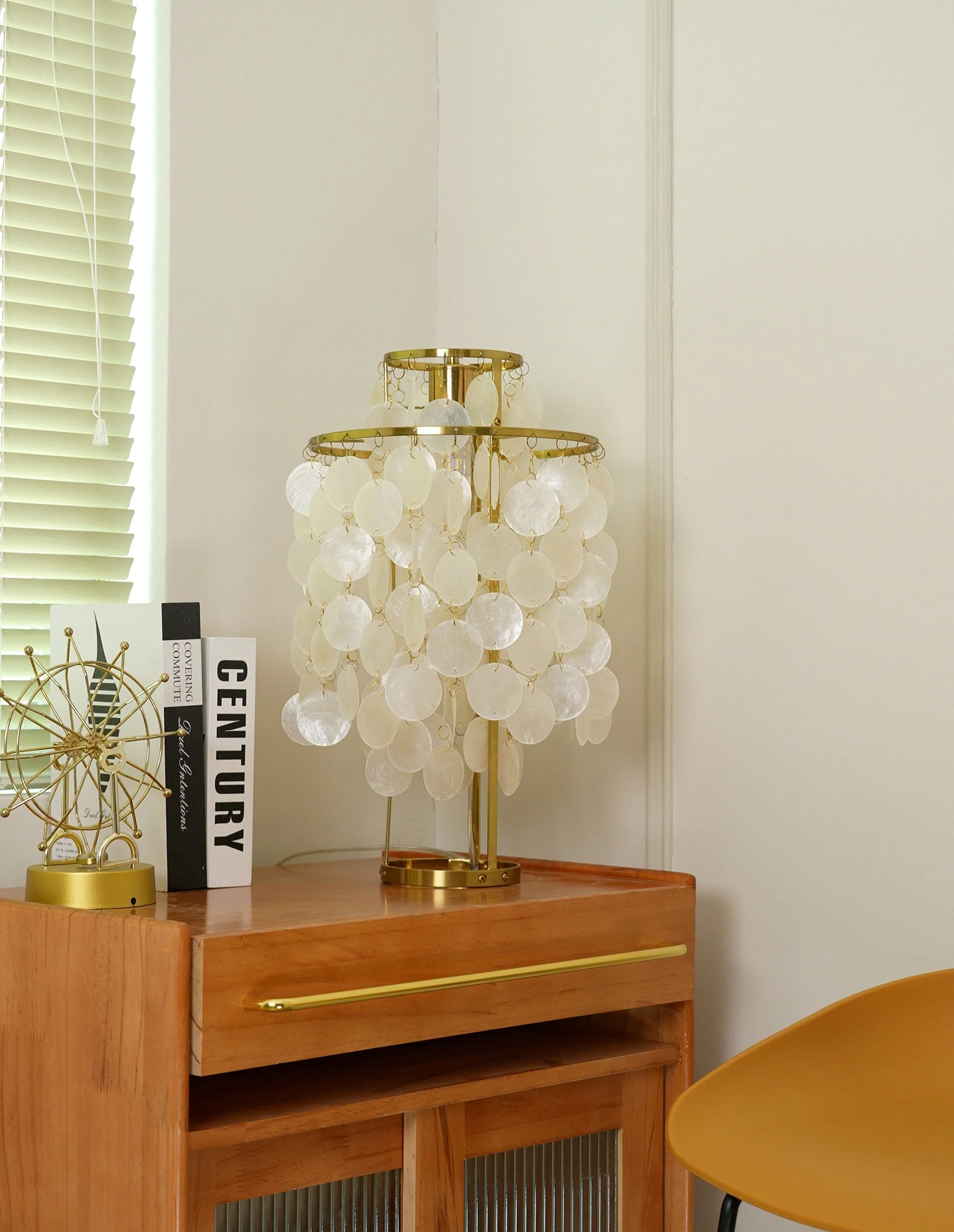 Shell Table Lamp - Image 3