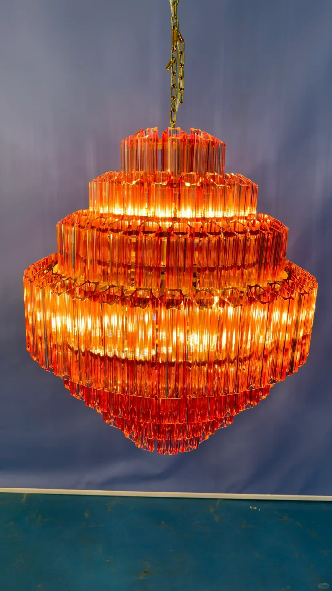 Vittoria S Modern Glass Chandelier - [Gold] - Image 4