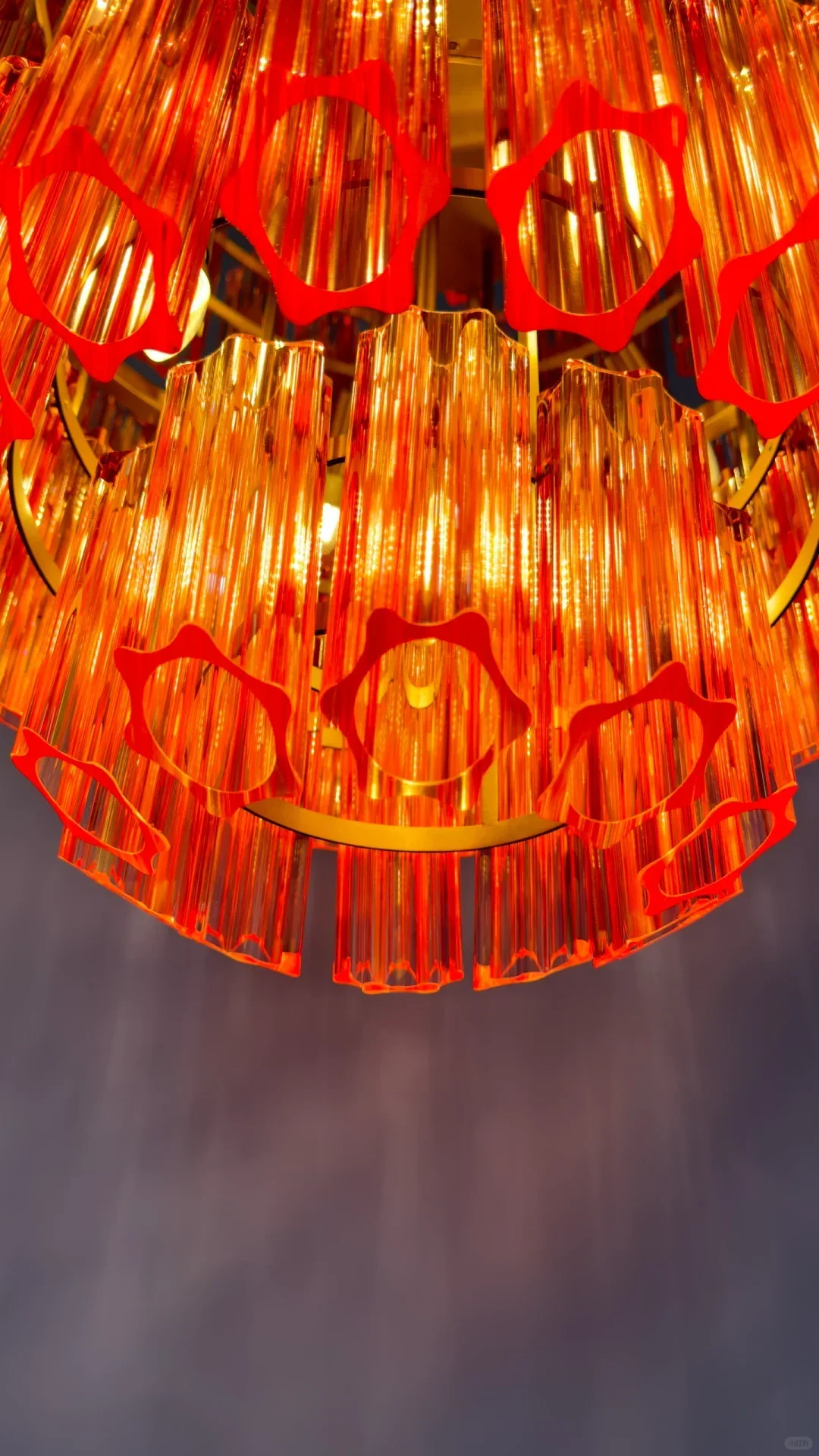 Vittoria S Modern Glass Chandelier - [Gold] - Image 6
